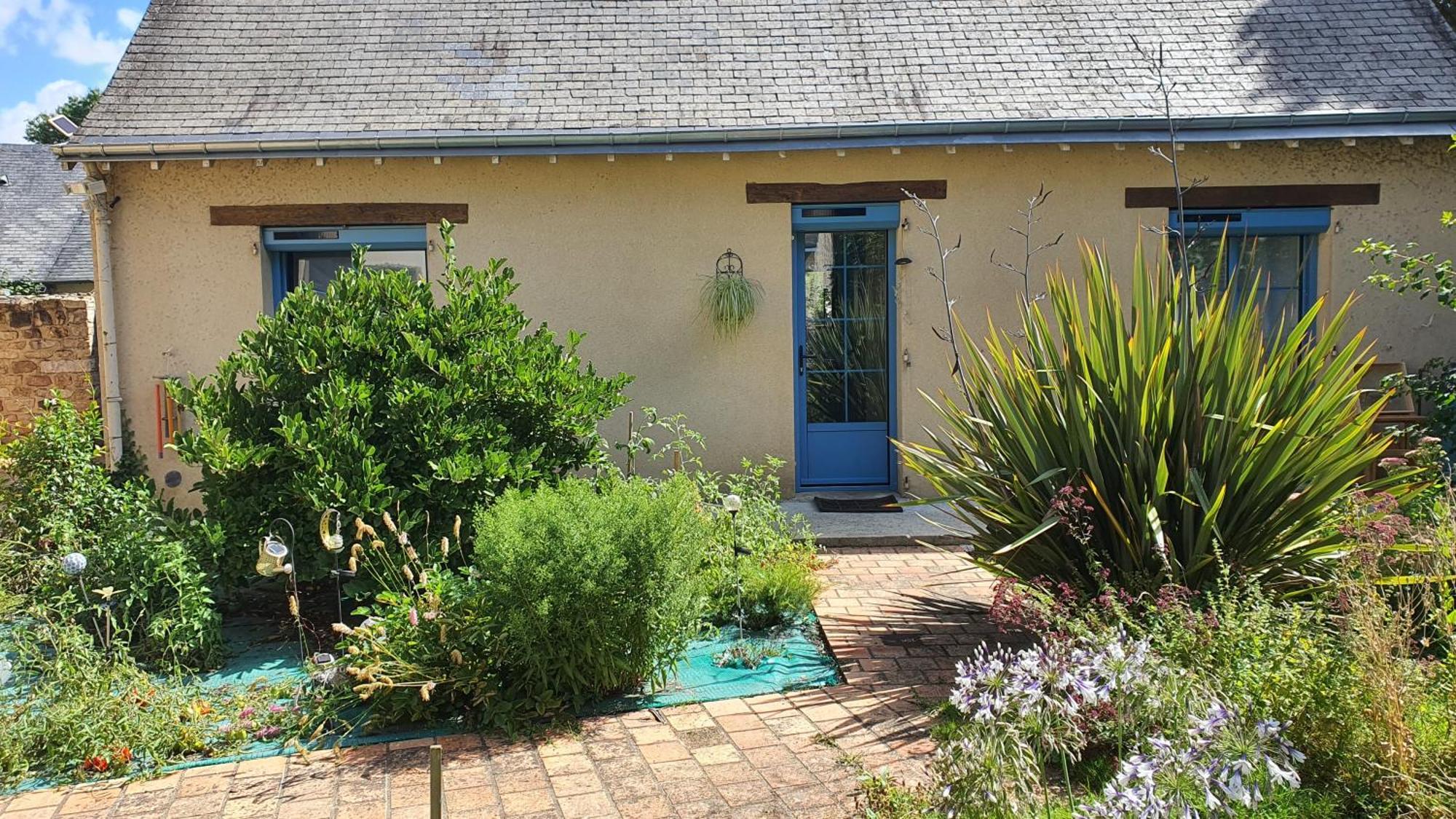 Au Fil De L'Eau Bed & Breakfast La Chapelle-Saint-Aubin Exterior foto