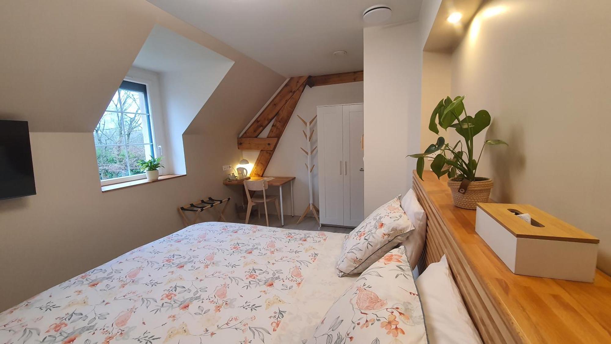 Au Fil De L'Eau Bed & Breakfast La Chapelle-Saint-Aubin Exterior foto